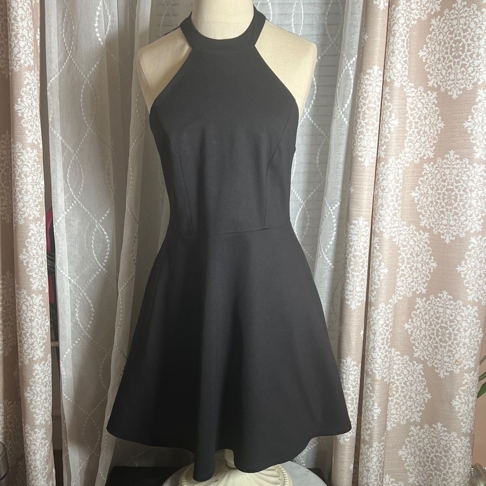Lulus Little Black Halter Dress with Lace Backstraps - Size Medium 🌸